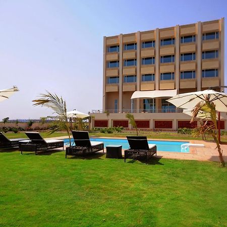 Regenta Central Hestia Dahej, Bhensali Exterior photo